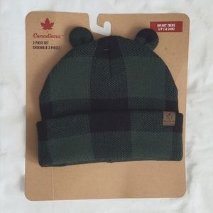 Infant tuques (12-24M) set of 2 NWT